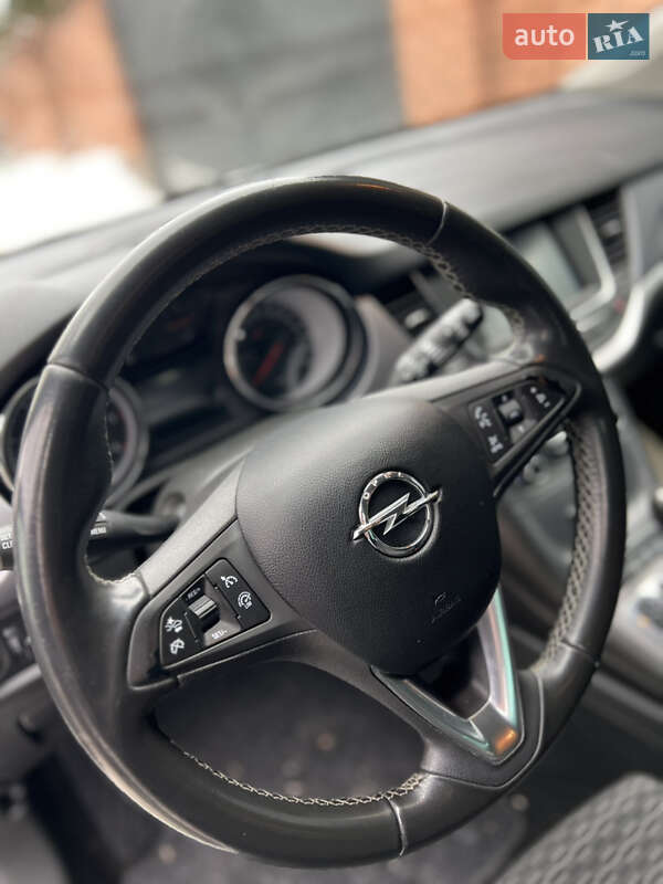 Универсал Opel Astra 2018 в Львове
