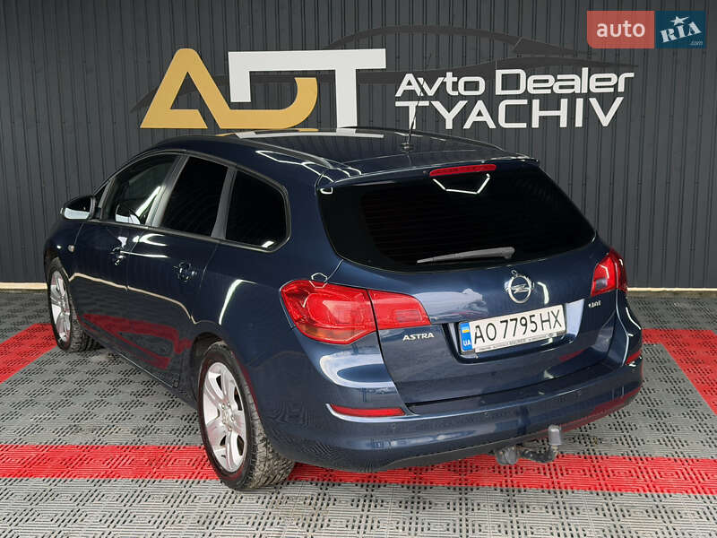 Универсал Opel Astra 2010 в Тячеве фото 32 Универсал Opel Astra 2010 в Тячеве