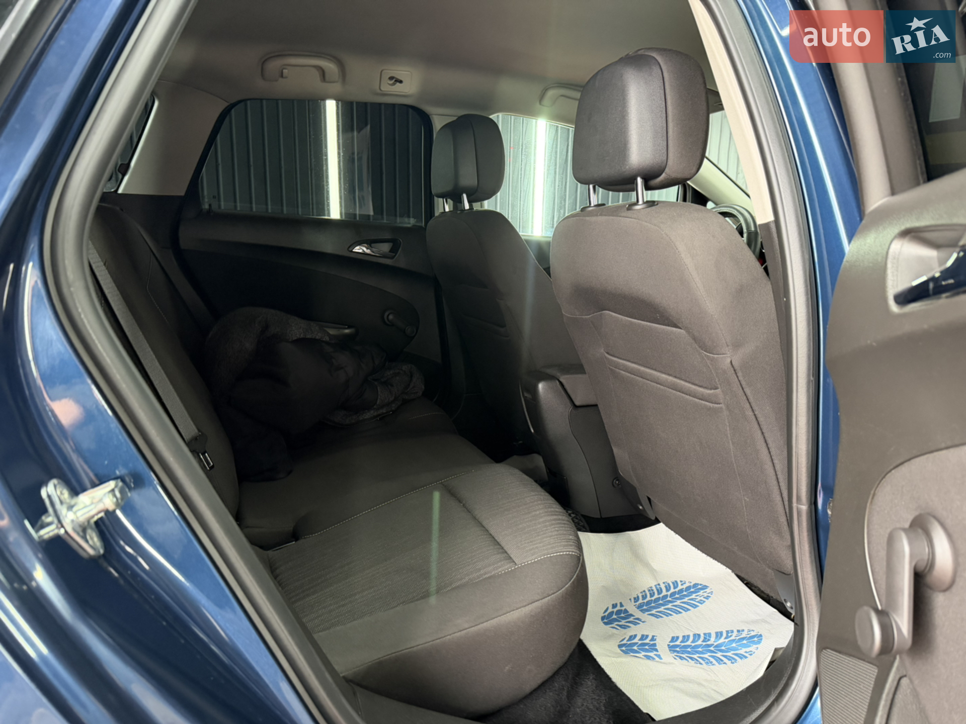 2010 Opel Astra - мініатюра 42