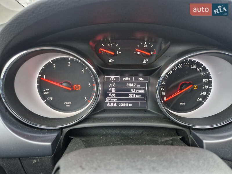 Универсал Opel Astra 2018 в Коростене