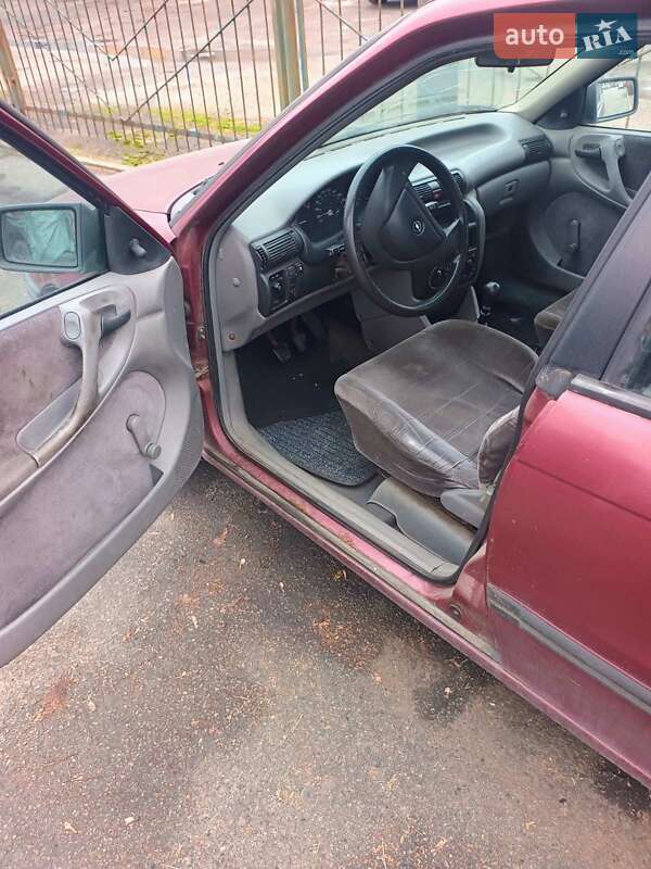 Хэтчбек Opel Astra 1992 в Запорожье фото 5 Хэтчбек Opel Astra 1992 в Запорожье