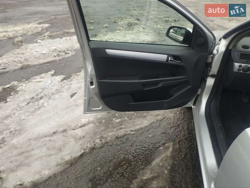 Хэтчбек Opel Astra 2005 в Городище фото 11 Хэтчбек Opel Astra 2005 в Городище