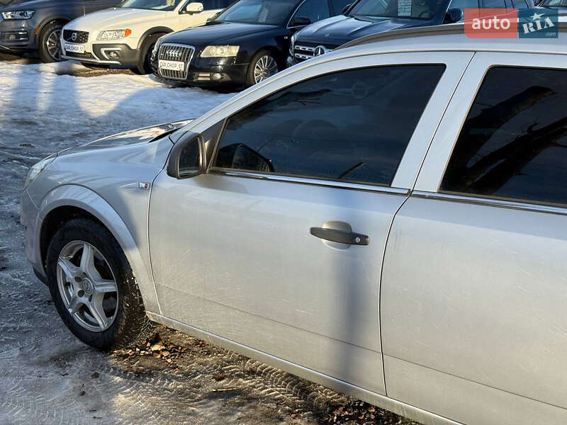 Универсал Opel Astra 2010 в Стрые фото 10 Универсал Opel Astra 2010 в Стрые
