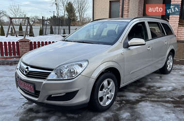 Універсал Opel Astra 2009 в Калуші