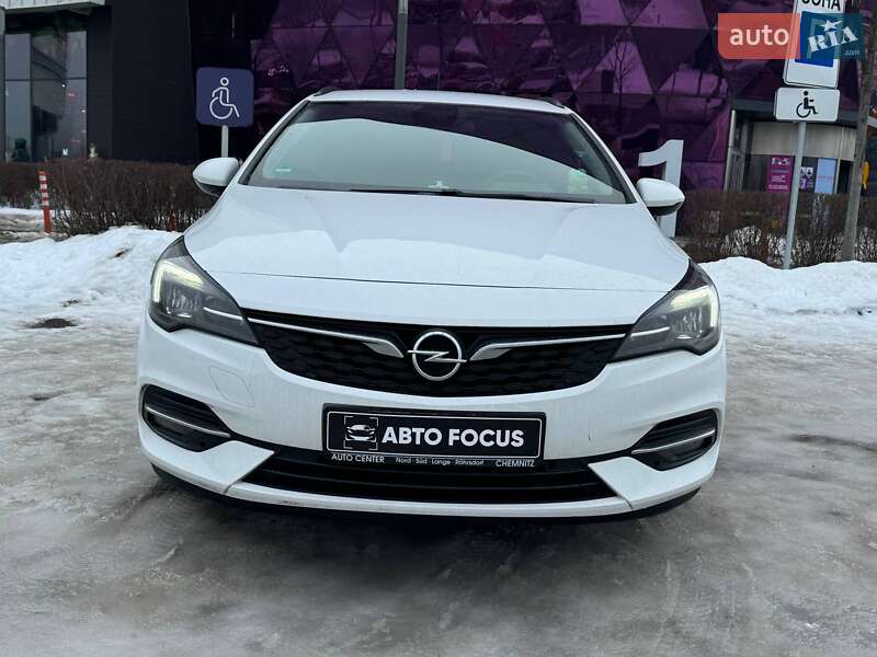 Универсал Opel Astra 2020 в Киеве