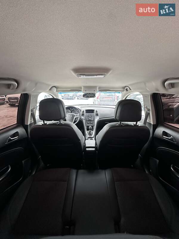 Универсал Opel Astra 2012 в Белогородке фото 13 Универсал Opel Astra 2012 в Белогородке