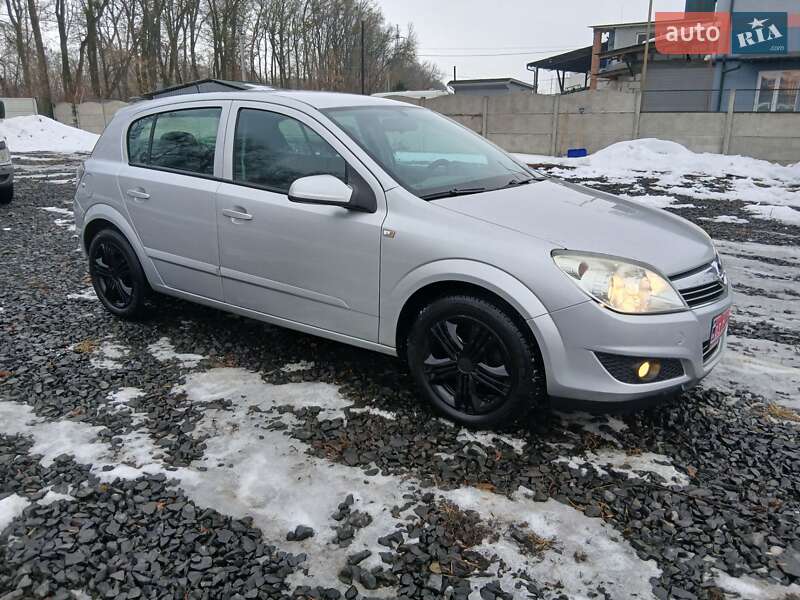 Хэтчбек Opel Astra 2008 в Луцке фото 9 Хэтчбек Opel Astra 2008 в Луцке