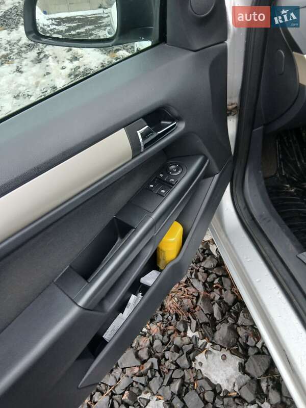 Хэтчбек Opel Astra 2008 в Луцке фото 17 Хэтчбек Opel Astra 2008 в Луцке