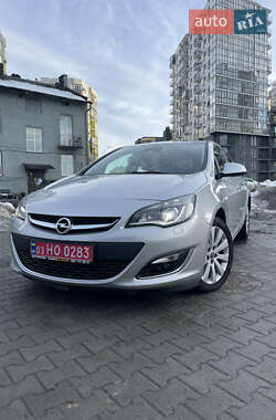 Хэтчбек Opel Astra 2013 в Львове