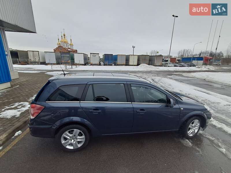Универсал Opel Astra 2009 в Ковеле