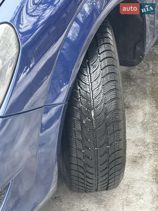 Универсал Opel Astra 2011 в Дрогобыче