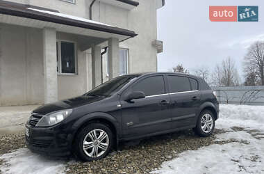 Хетчбек Opel Astra 2007 в Калуші