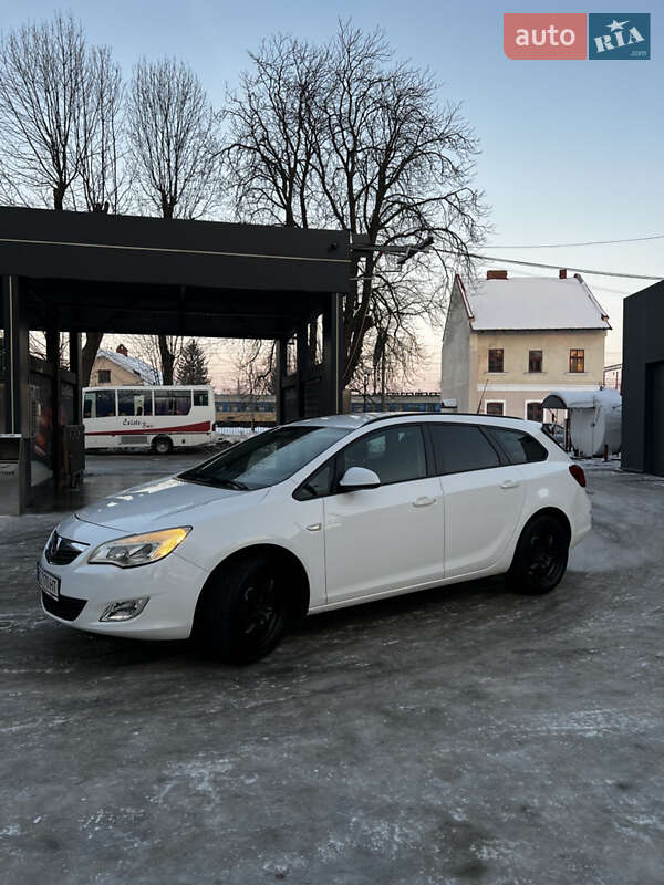 Универсал Opel Astra 2011 в Самборе фото 2 Универсал Opel Astra 2011 в Самборе