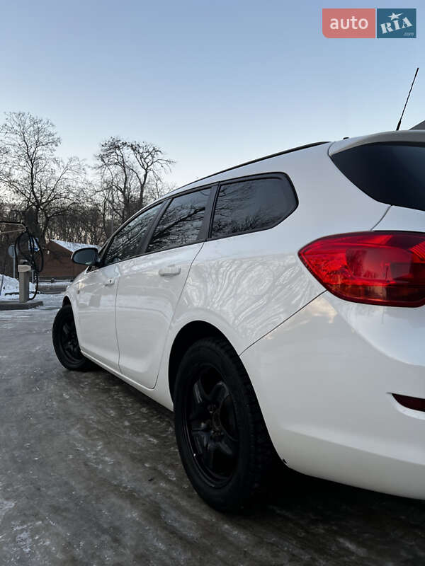 Универсал Opel Astra 2011 в Самборе фото 11 Универсал Opel Astra 2011 в Самборе