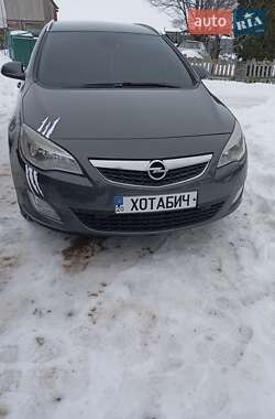 Универсал Opel Astra 2011 в Лановцах