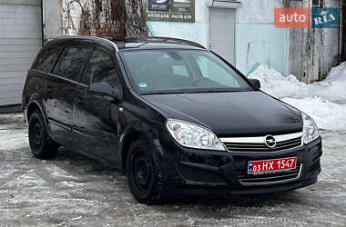 Універсал Opel Astra 2008 в Луцьку