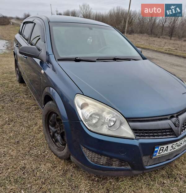 Хетчбек Opel Astra 2007 в П'ятихатках фото 2 Хетчбек Opel Astra 2007 в П'ятихатках