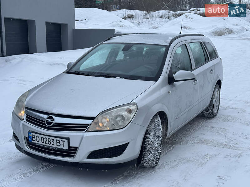 Универсал Opel Astra 2008 в Тернополе