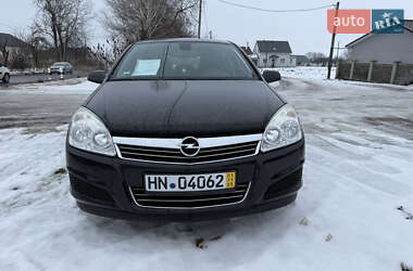 Хэтчбек Opel Astra 2009 в Черновцах