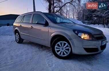 Универсал Opel Astra 2005 в Тернополе