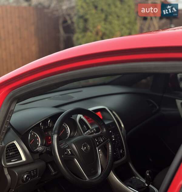 Хетчбек Opel Astra 2010 в Ужгороді