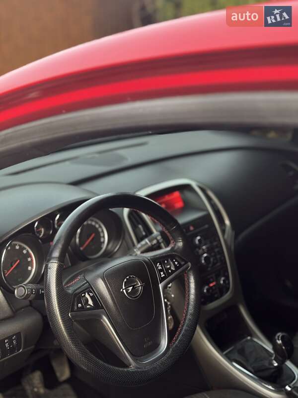 Хетчбек Opel Astra 2010 в Ужгороді