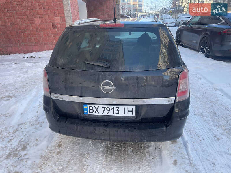 Універсал Opel Astra 2006 в Хмельницькому