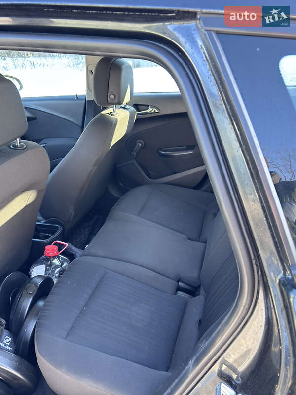 Універсал Opel Astra 2013 в Житомирі