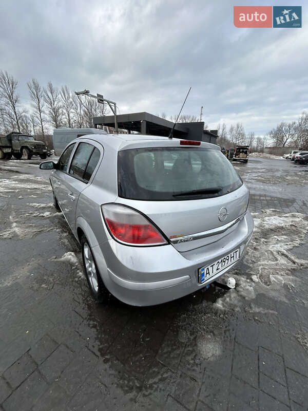 Хэтчбек Opel Astra 2004 в Надворной фото 6 Хэтчбек Opel Astra 2004 в Надворной
