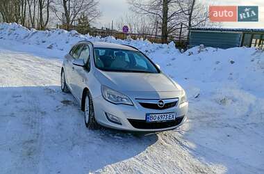 Универсал Opel Astra 2010 в Тернополе