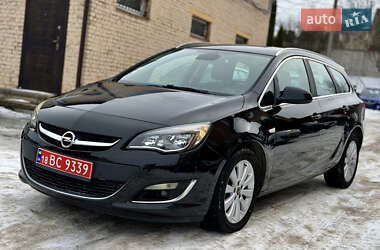 Универсал Opel Astra 2013 в Ровно