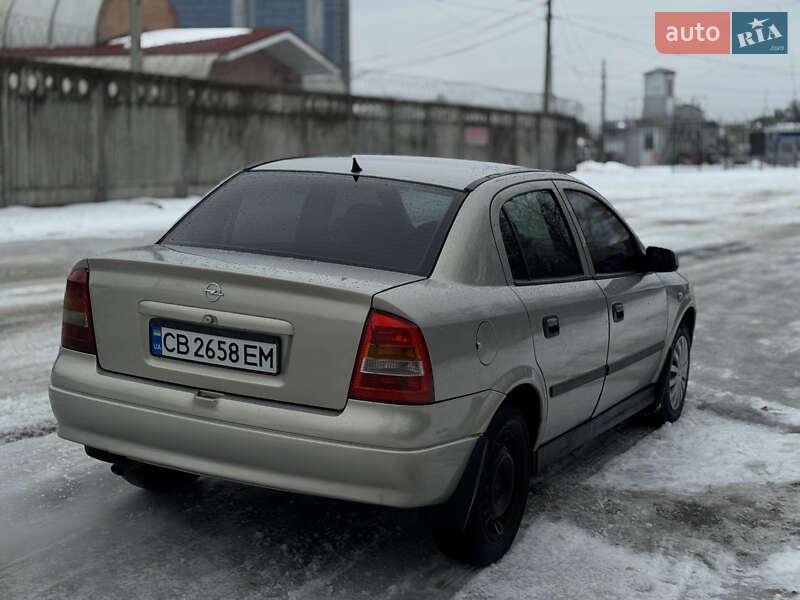 Седан Opel Astra 2006 в Києві