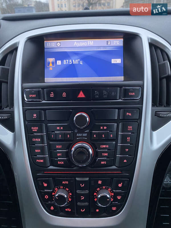 Універсал Opel Astra 2011 в Костопілі