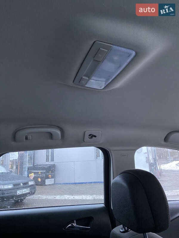 Універсал Opel Astra 2011 в Костопілі