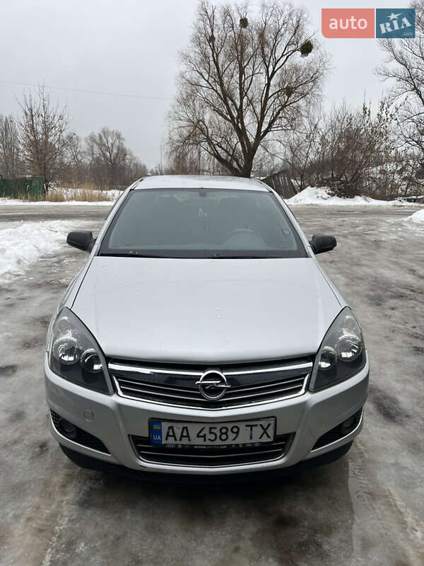 Седан Opel Astra 2008 в Києві