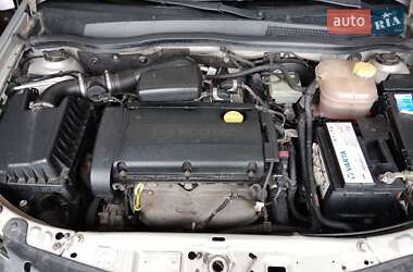 Універсал Opel Astra 2005 в Олександрії