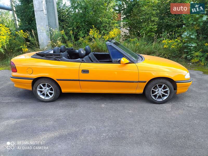 Хэтчбек Opel Astra 1995 в Львове