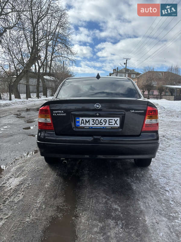 Седан Opel Astra 2006 в Козятині