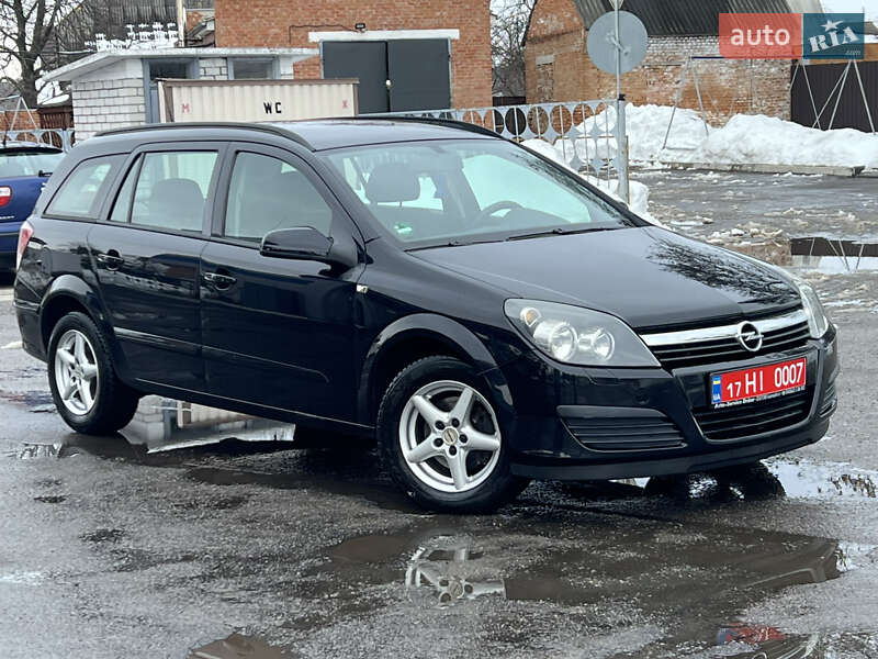 Універсал Opel Astra 2006 в Лубнах