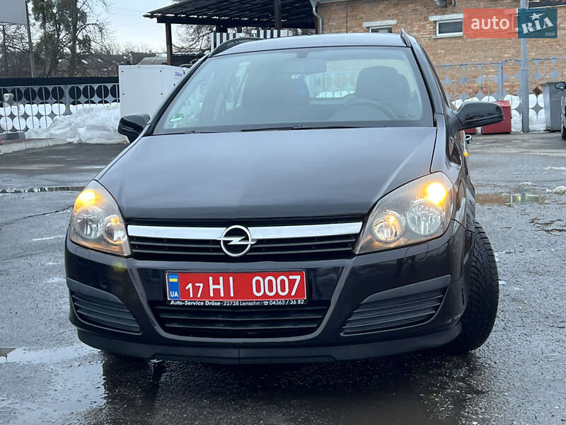 Універсал Opel Astra 2006 в Лубнах