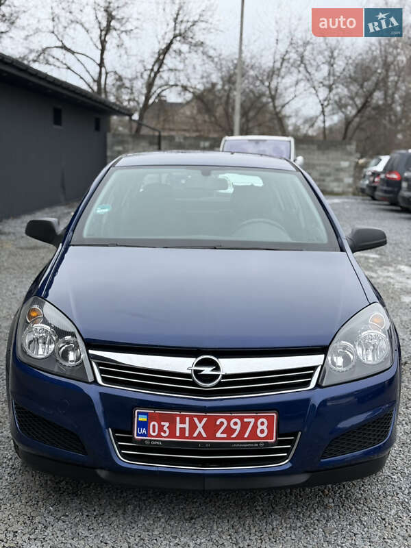 Хэтчбек Opel Astra 2009 в Луцке фото 25 Хэтчбек Opel Astra 2009 в Луцке