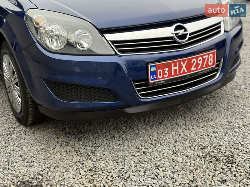 Хэтчбек Opel Astra 2009 в Луцке фото 61 Хэтчбек Opel Astra 2009 в Луцке