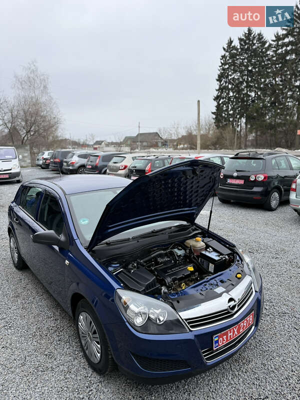 Хэтчбек Opel Astra 2009 в Луцке фото 95 Хэтчбек Opel Astra 2009 в Луцке