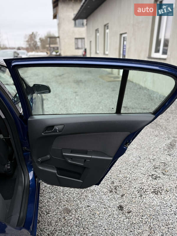 Хэтчбек Opel Astra 2009 в Луцке фото 98 Хэтчбек Opel Astra 2009 в Луцке