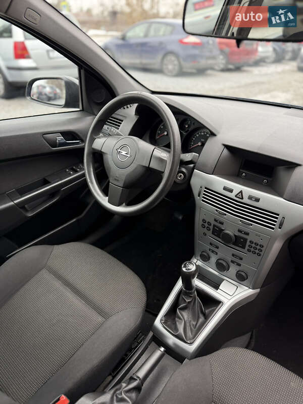 Хэтчбек Opel Astra 2009 в Луцке фото 104 Хэтчбек Opel Astra 2009 в Луцке