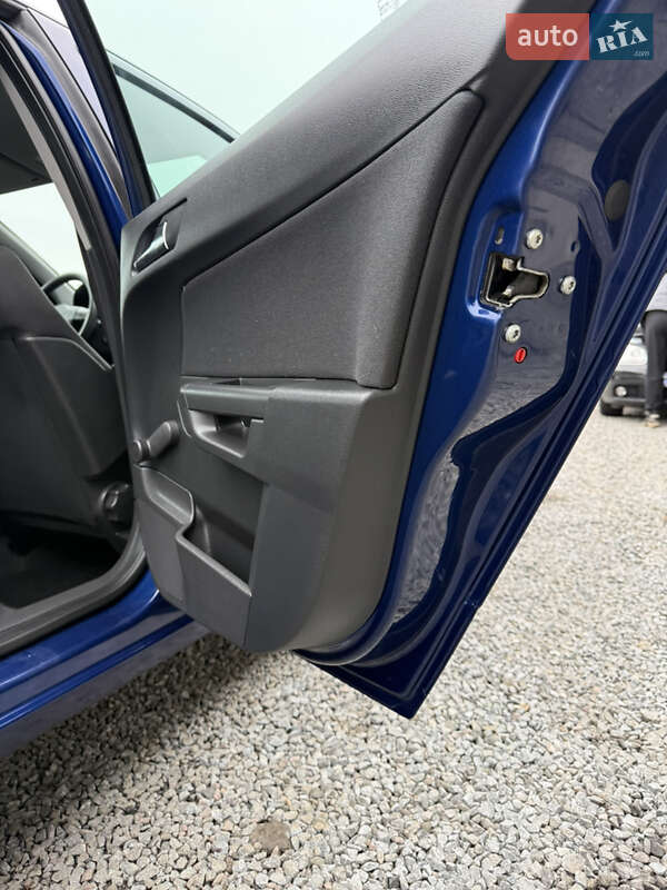 Хэтчбек Opel Astra 2009 в Луцке фото 161 Хэтчбек Opel Astra 2009 в Луцке