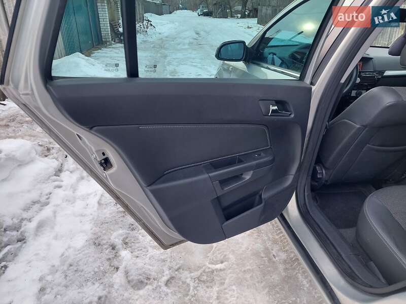 Универсал Opel Astra 2009 в Киеве фото 16 Универсал Opel Astra 2009 в Киеве