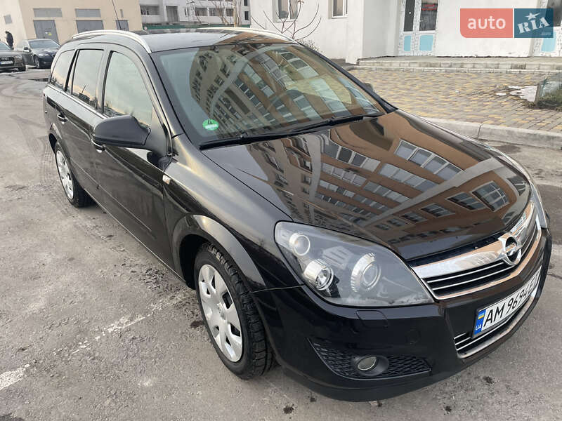 Универсал Opel Astra 2010 в Киеве фото 3 Универсал Opel Astra 2010 в Киеве