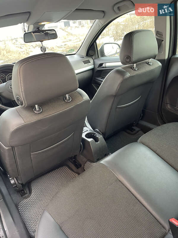 Универсал Opel Astra 2010 в Киеве фото 8 Универсал Opel Astra 2010 в Киеве