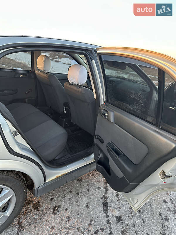 Седан Opel Astra 2008 в Сарнах фото 23 Седан Opel Astra 2008 в Сарнах